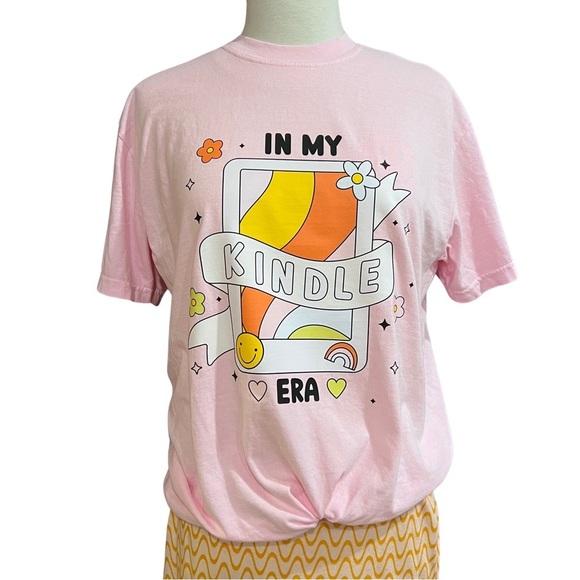 Comfort Colors Tops - Comfort Colors Tee - In My Kindle Era - Booktok